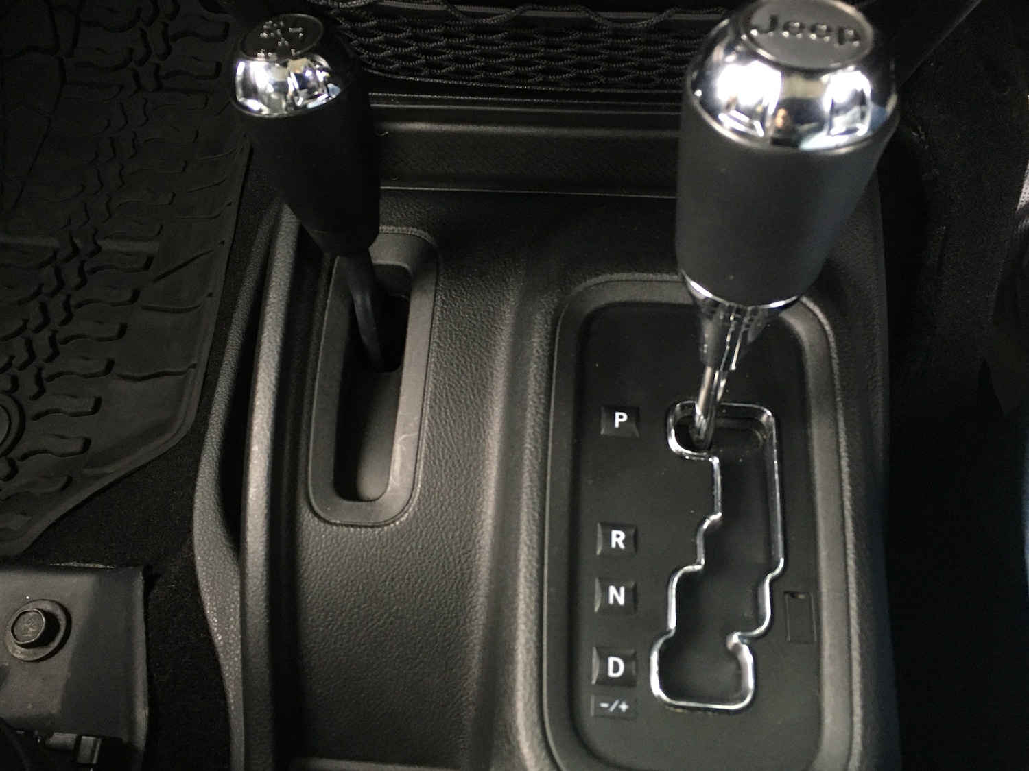 Used Jeep Wrangler 2016 for sale - 76505079: Photo 41