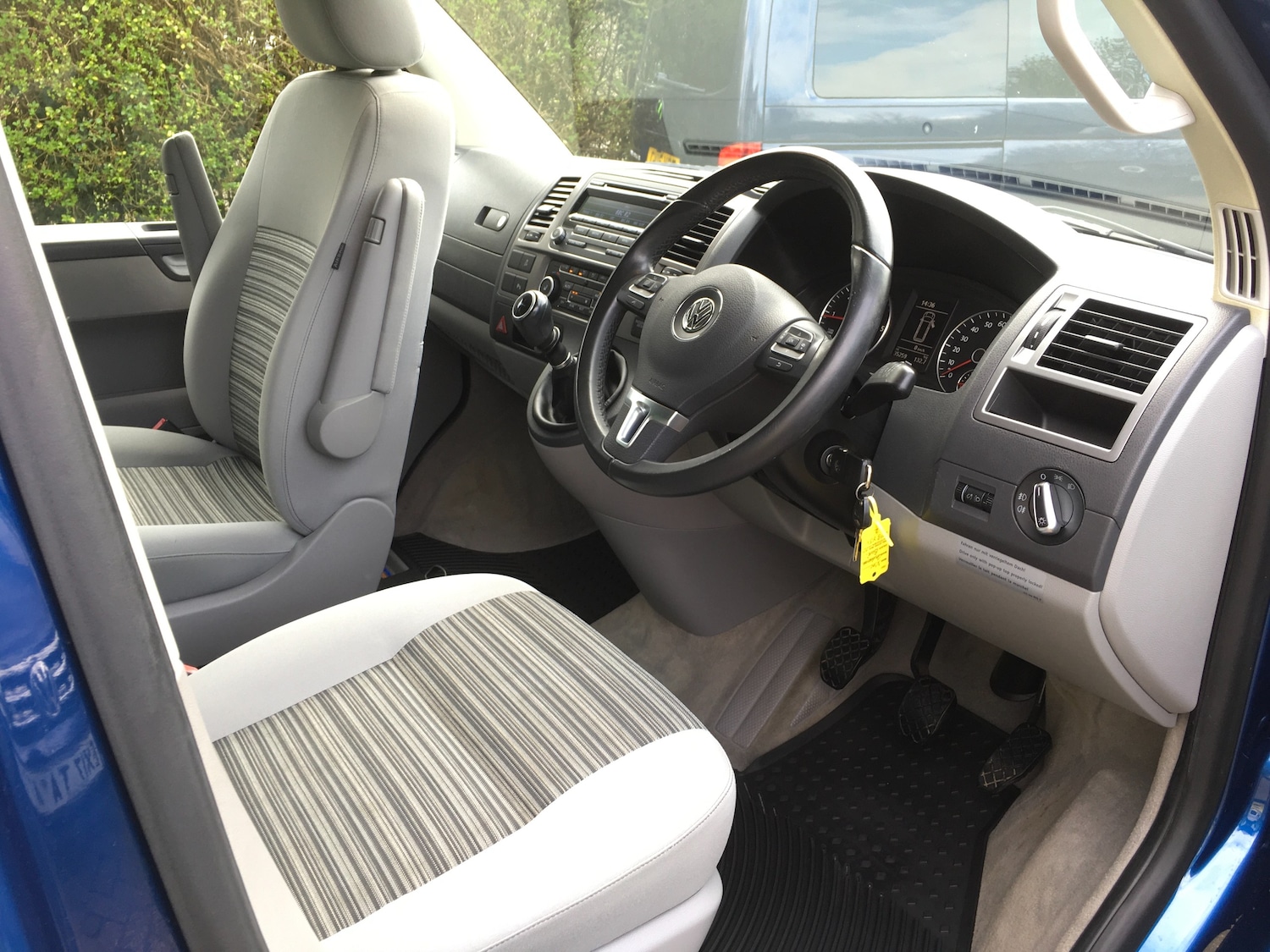 Used Volkswagen California 2013 for sale - 78092383: Photo 13