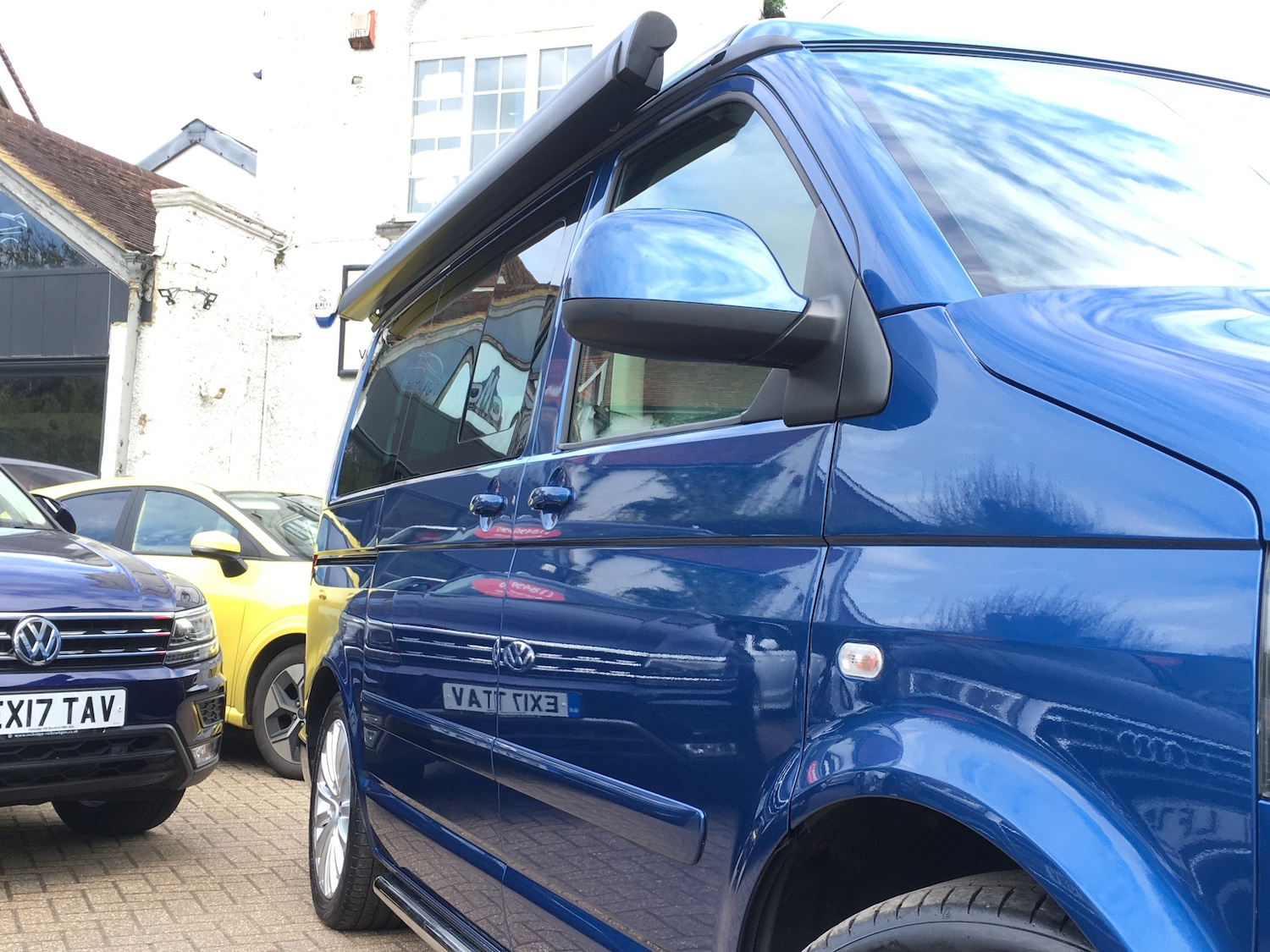 Used Volkswagen California 2013 for sale - 78092383: Photo 2