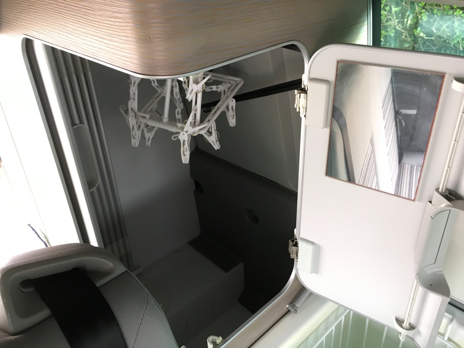 Used Volkswagen California 2013 for sale - 78092383: Photo 32