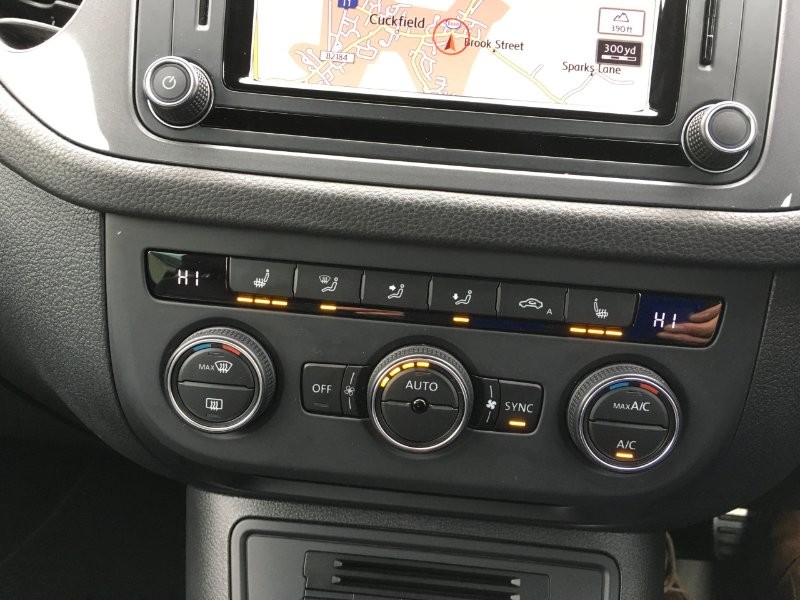 Used Volkswagen Tiguan 2016 for sale - 76931705: Photo 4