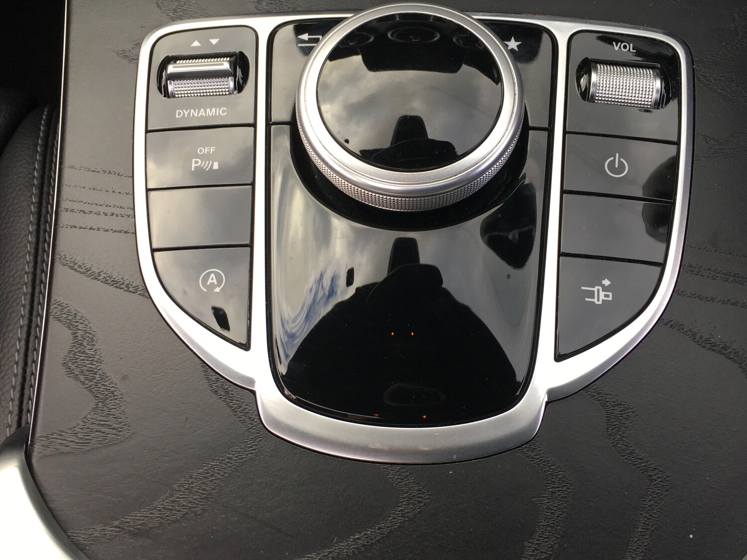 Used Mercedes-Benz C Class 2018 for sale - 76386890: Photo 29