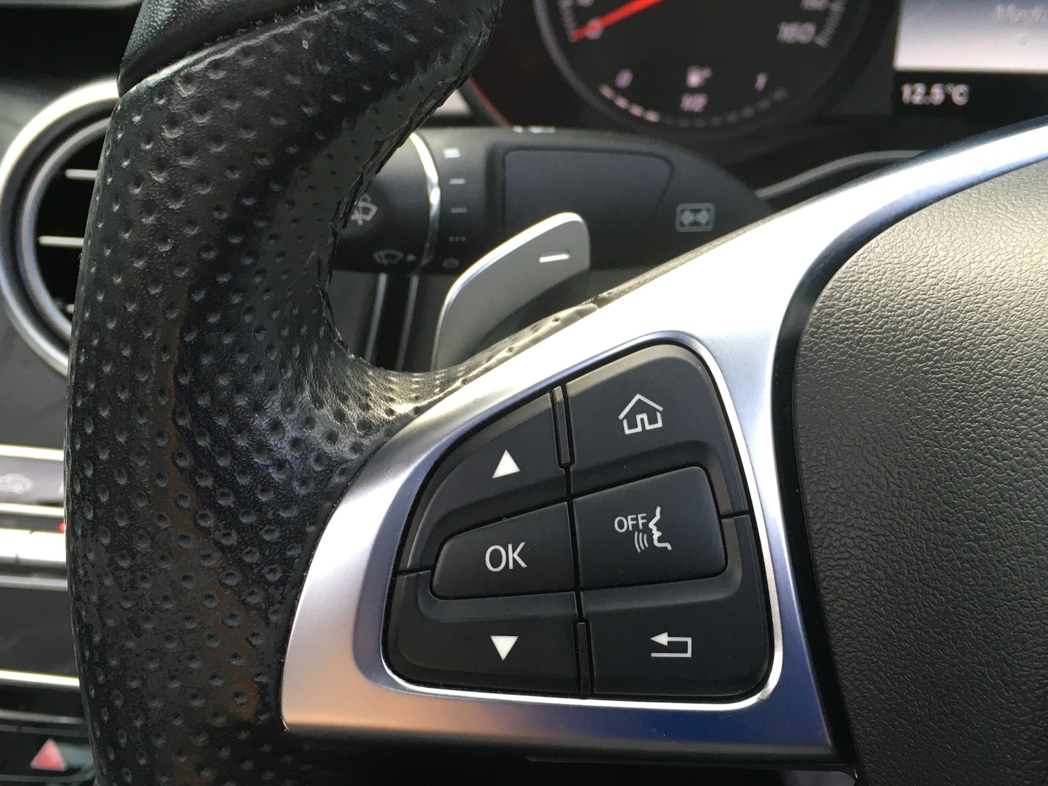 Used Mercedes-Benz C Class 2018 for sale - 76386890: Photo 31