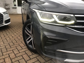Used Volkswagen Tiguan 2021 for sale - 78608136: Photo