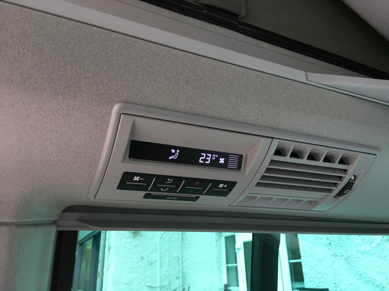 Used Volkswagen California 2015 for sale - 78029105: Photo 33