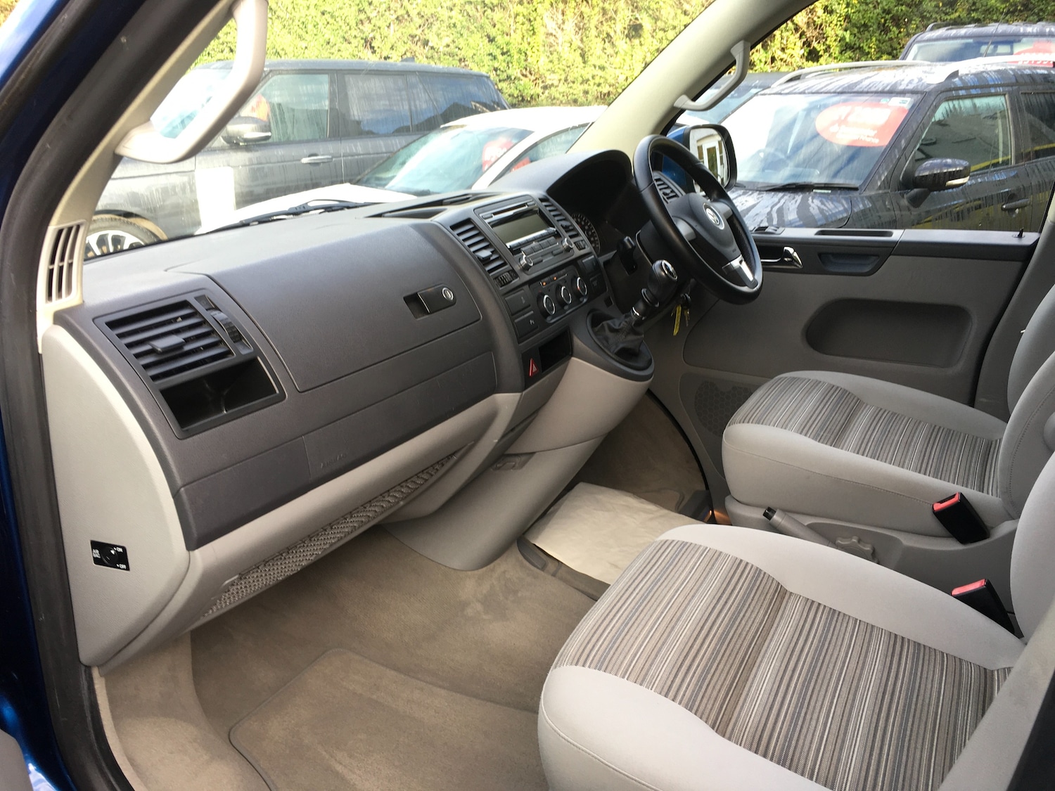 Used Volkswagen California 2010 for sale - 76665386: Photo 12