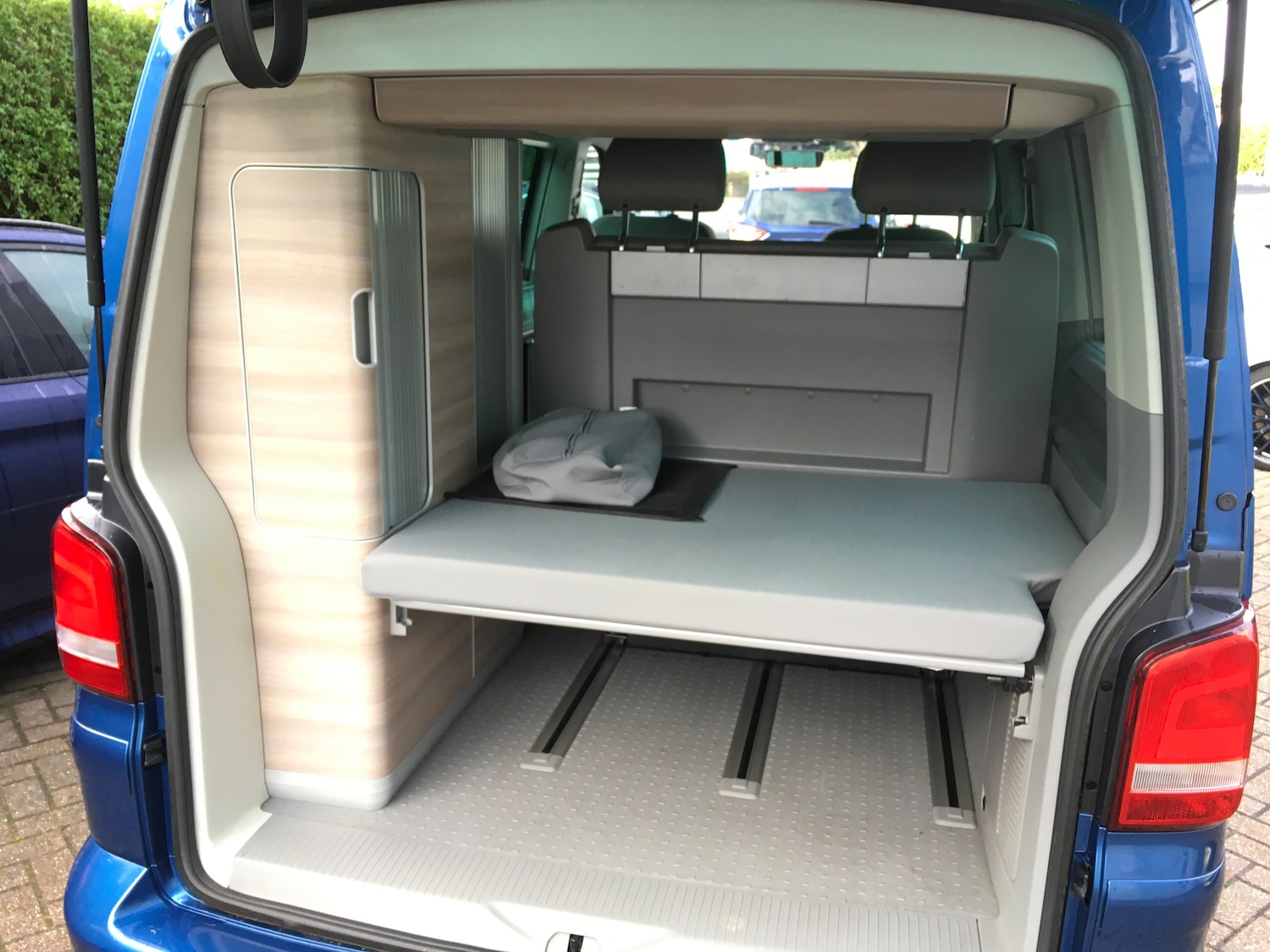 Used Volkswagen California 2010 for sale - 76665386: Photo 15