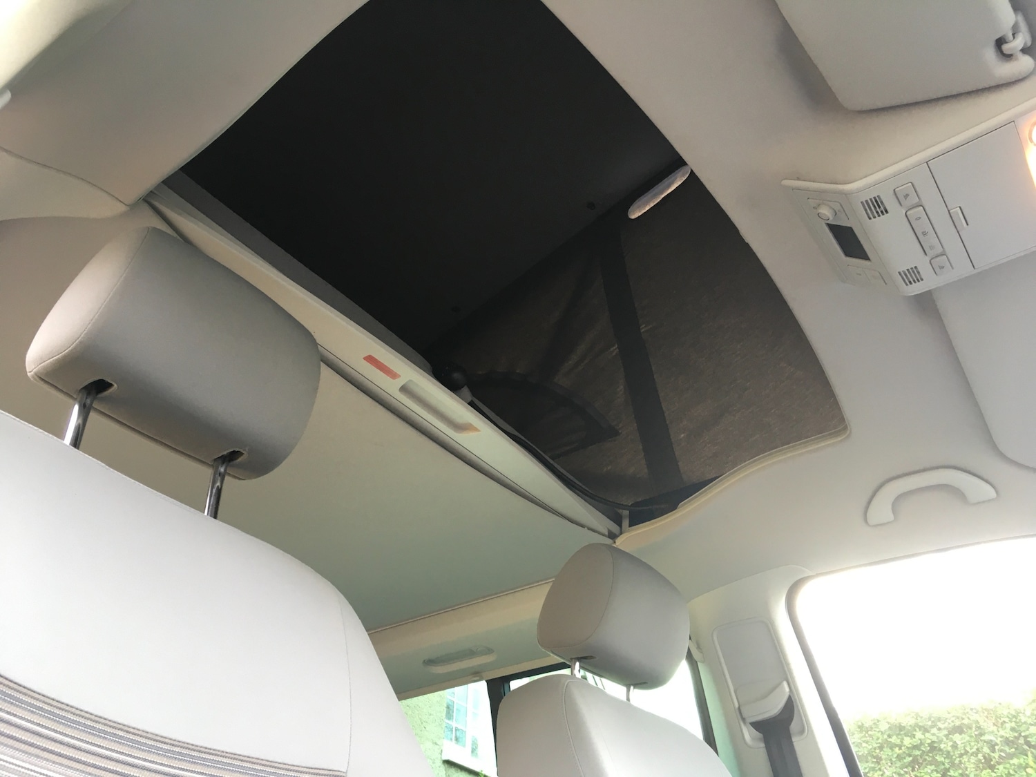 Used Volkswagen California 2010 for sale - 76665386: Photo 25