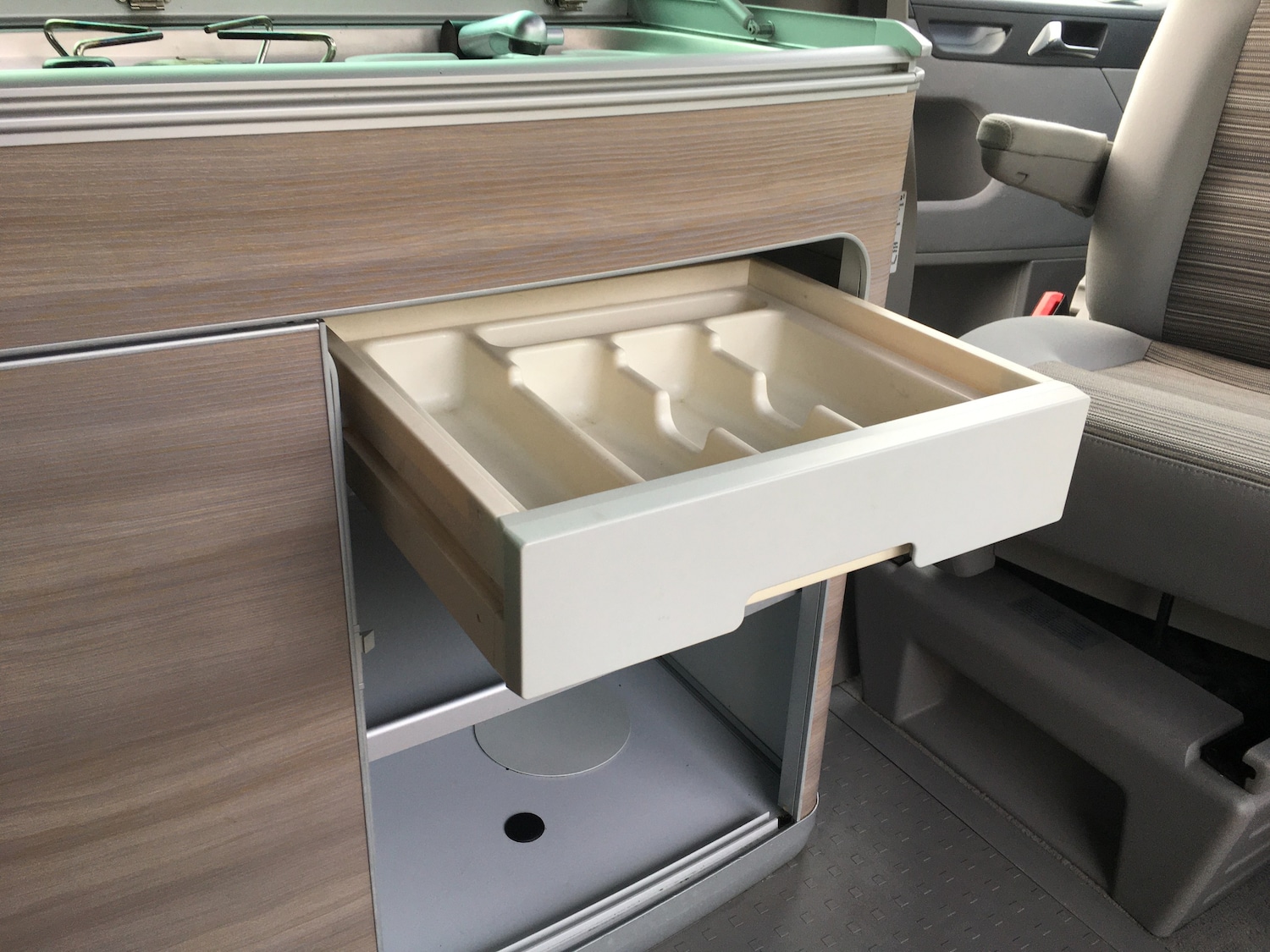 Used Volkswagen California 2010 for sale - 76665386: Photo 37