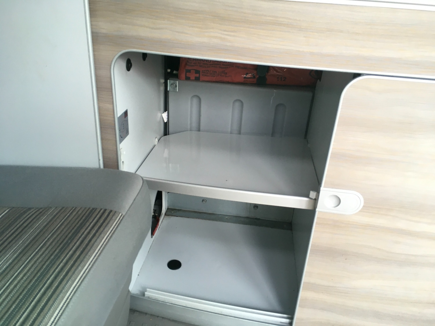 Used Volkswagen California 2010 for sale - 76665386: Photo 38