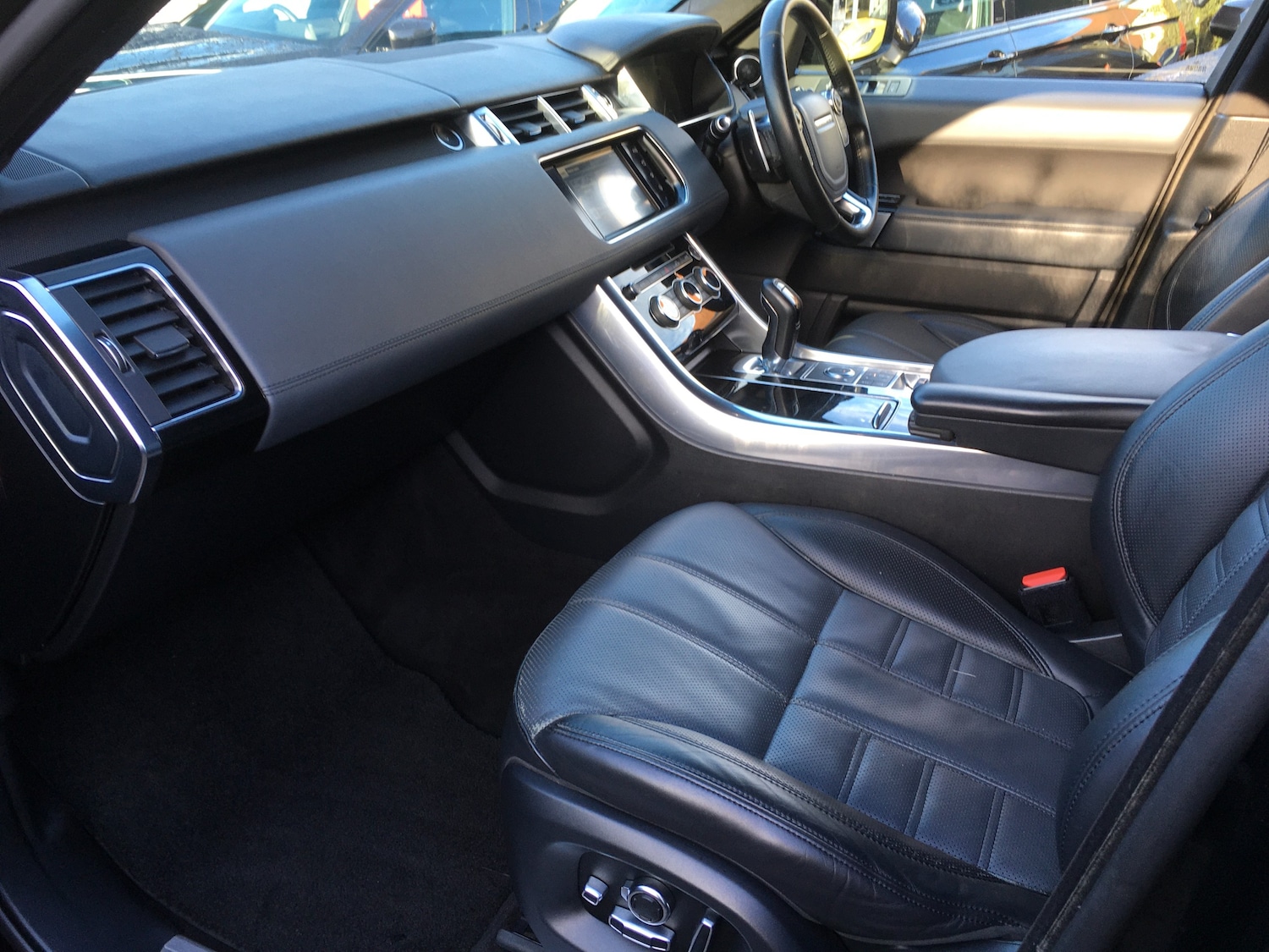 Used Land Rover Range Rover Sport 2015 for sale - 77085629: Photo 12