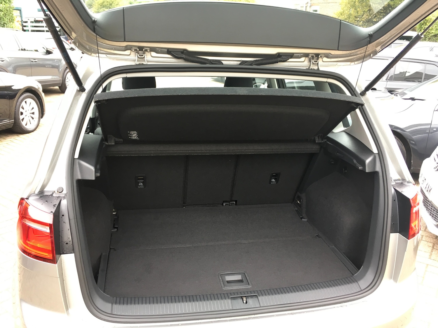 Used Volkswagen Golf SV 2016 for sale - 76057799: Photo 16