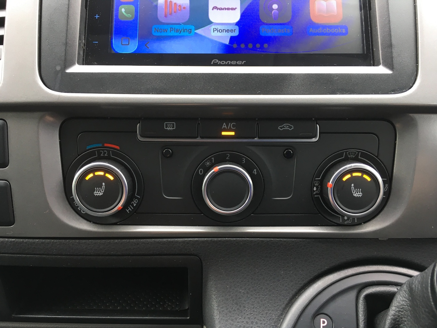 Used Volkswagen Transporter 2015 for sale - 77249412: Photo 42