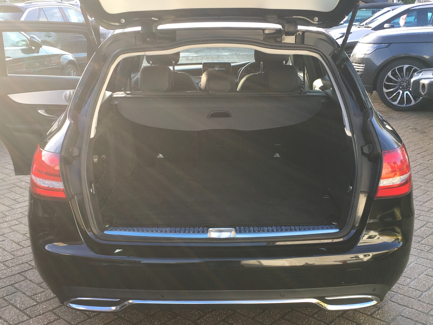 Used Mercedes-Benz C Class 2015 for sale - 76635043: Photo 15