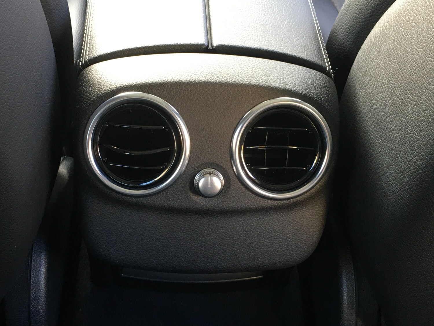 Used Mercedes-Benz C Class 2015 for sale - 76635043: Photo 25