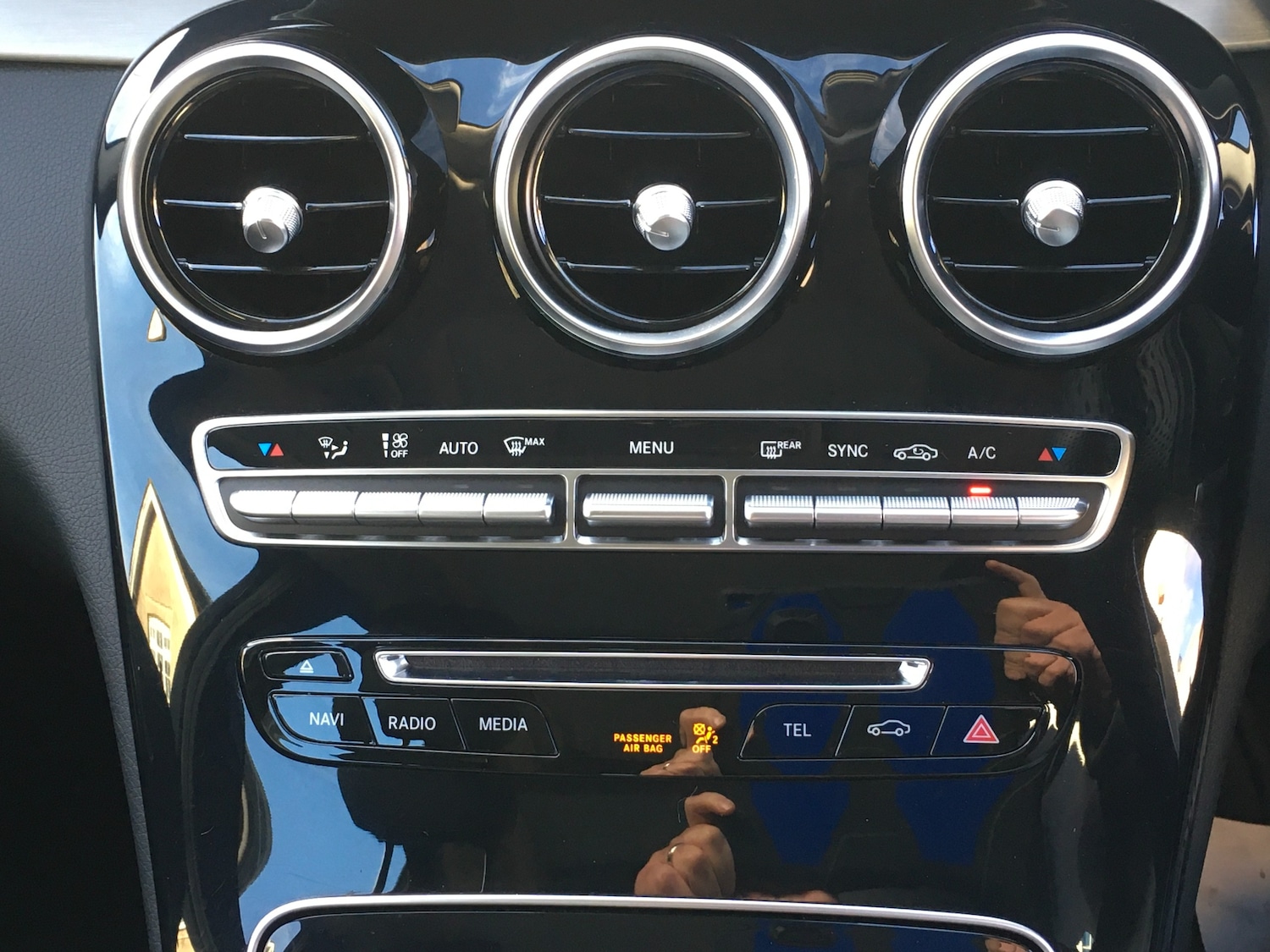 Used Mercedes-Benz C Class 2015 for sale - 76635043: Photo 33