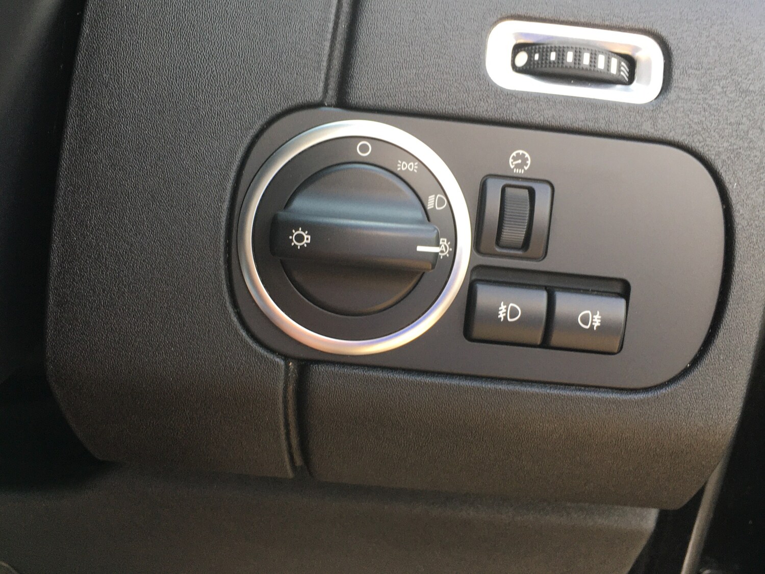 Vehicle 33