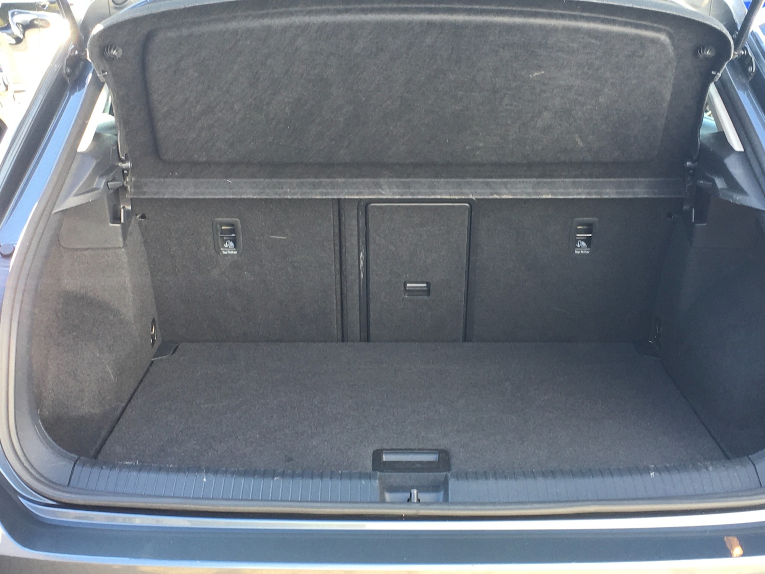 Used Volkswagen T-Roc 2023 for sale - 75995620: Photo 13