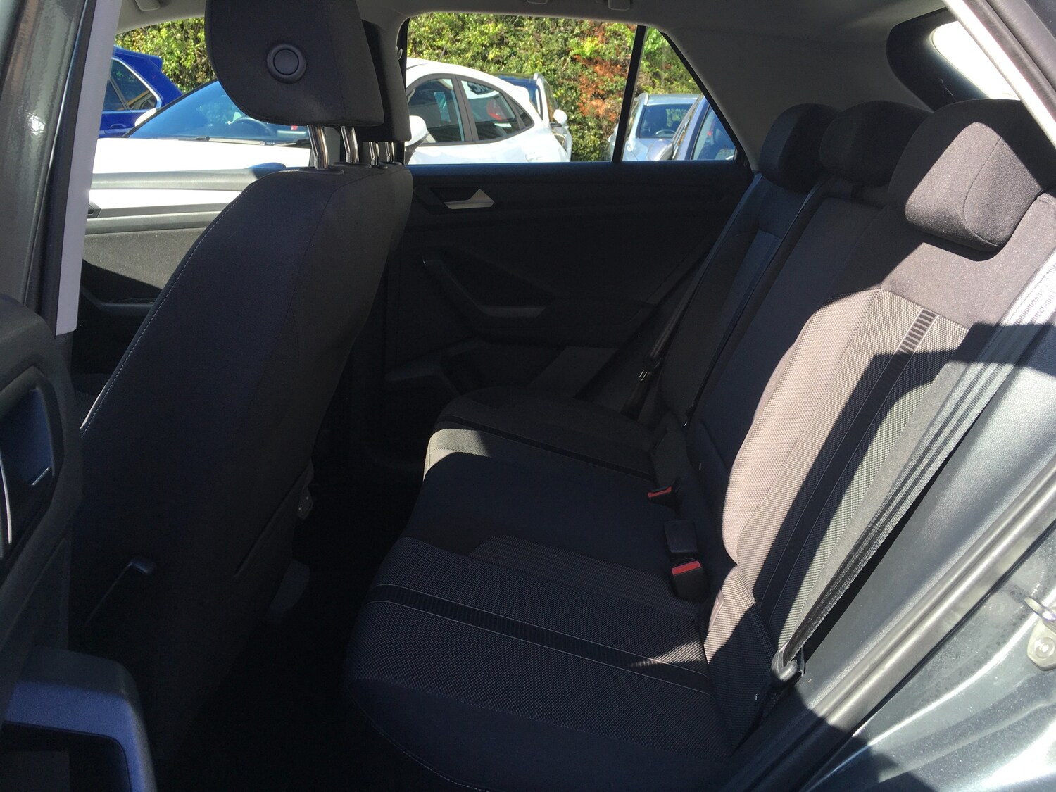 Used Volkswagen T-Roc 2023 for sale - 75995620: Photo 16