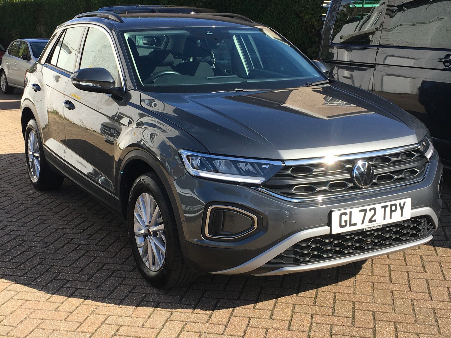 Used Volkswagen T-Roc 2023 for sale - 75995620: Photo 3