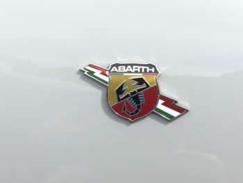 Used Abarth 595 2022 for sale - 75085044: Photo