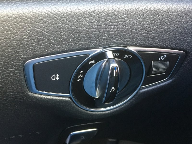 Used Mercedes-Benz E Class for sale - 77805006: Photo 23