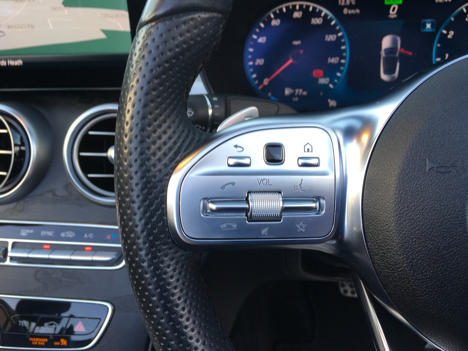 Used Mercedes-Benz C Class 2018 for sale - 76508866: Photo 29