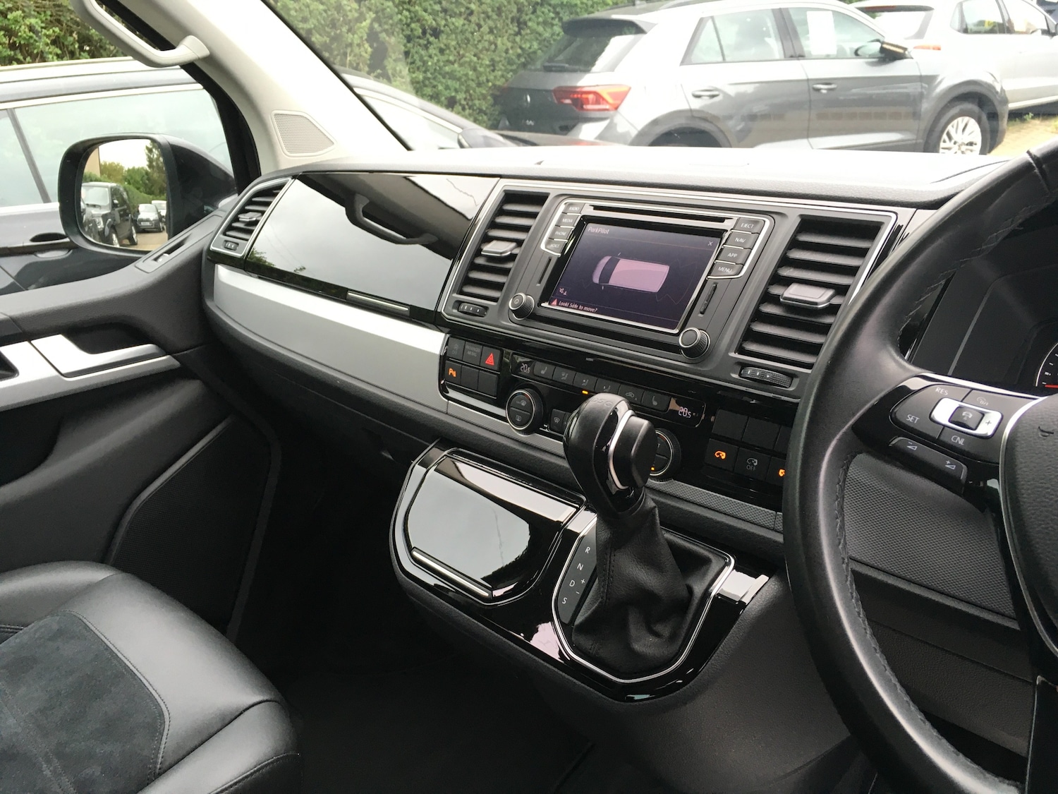 Used Volkswagen Caravelle 2019 for sale - 76274425: Photo 24