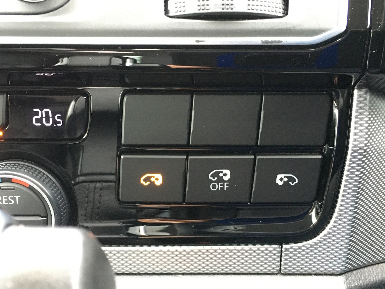 Used Volkswagen Caravelle 2019 for sale - 76274425: Photo 27