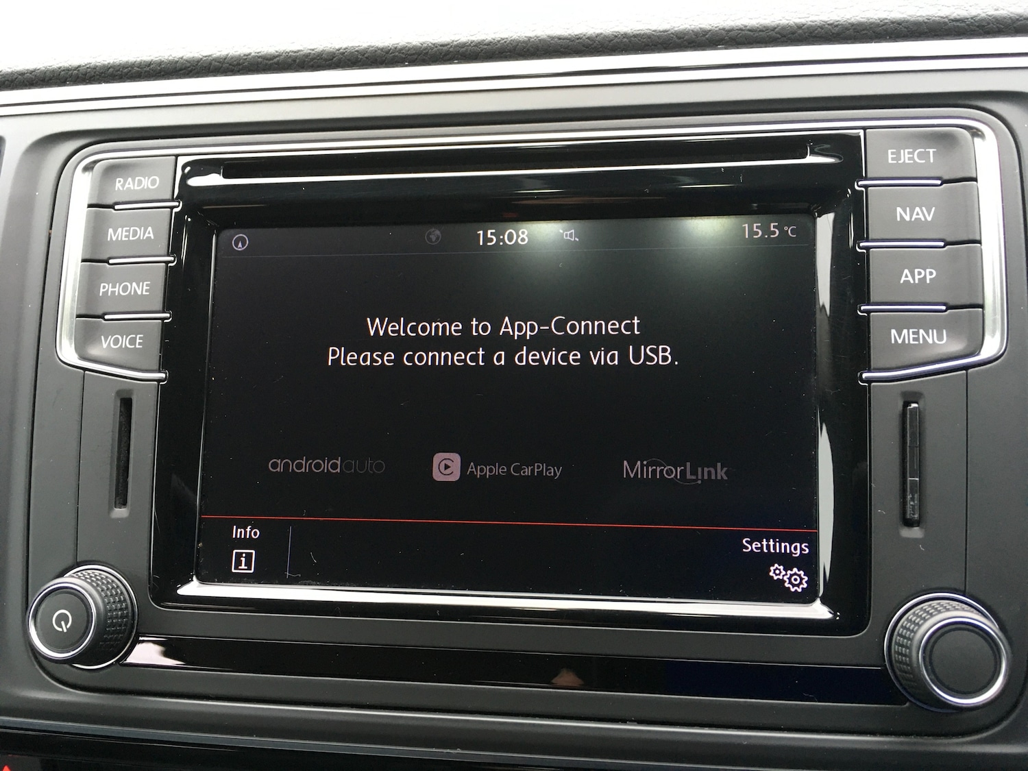 Used Volkswagen Caravelle 2019 for sale - 76274425: Photo 32