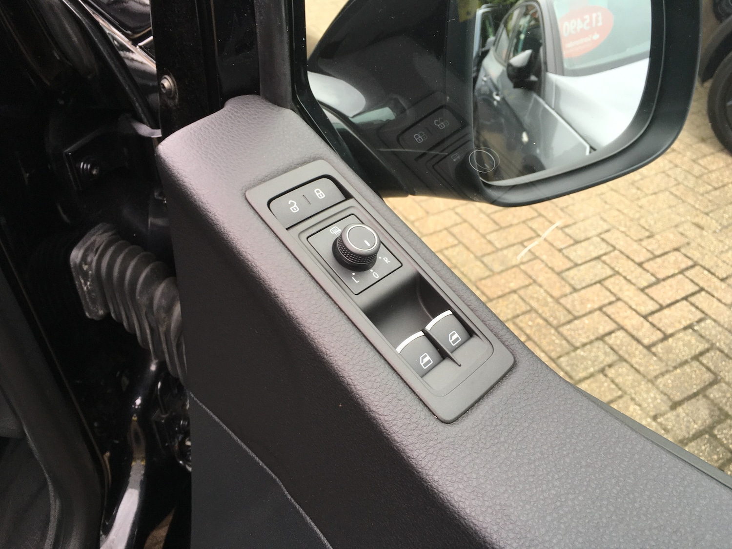 Used Volkswagen Caravelle 2019 for sale - 76274425: Photo 41