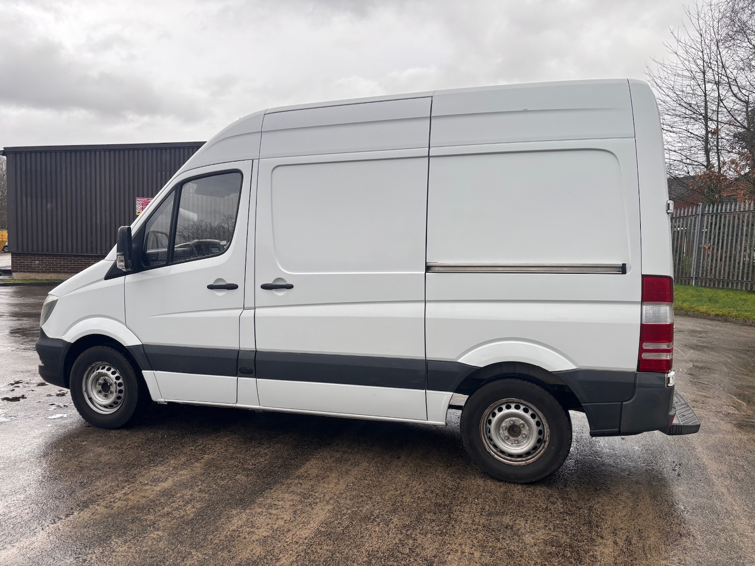 Used Mercedes-Benz Sprinter 2016 for sale - 77677255: Photo 9