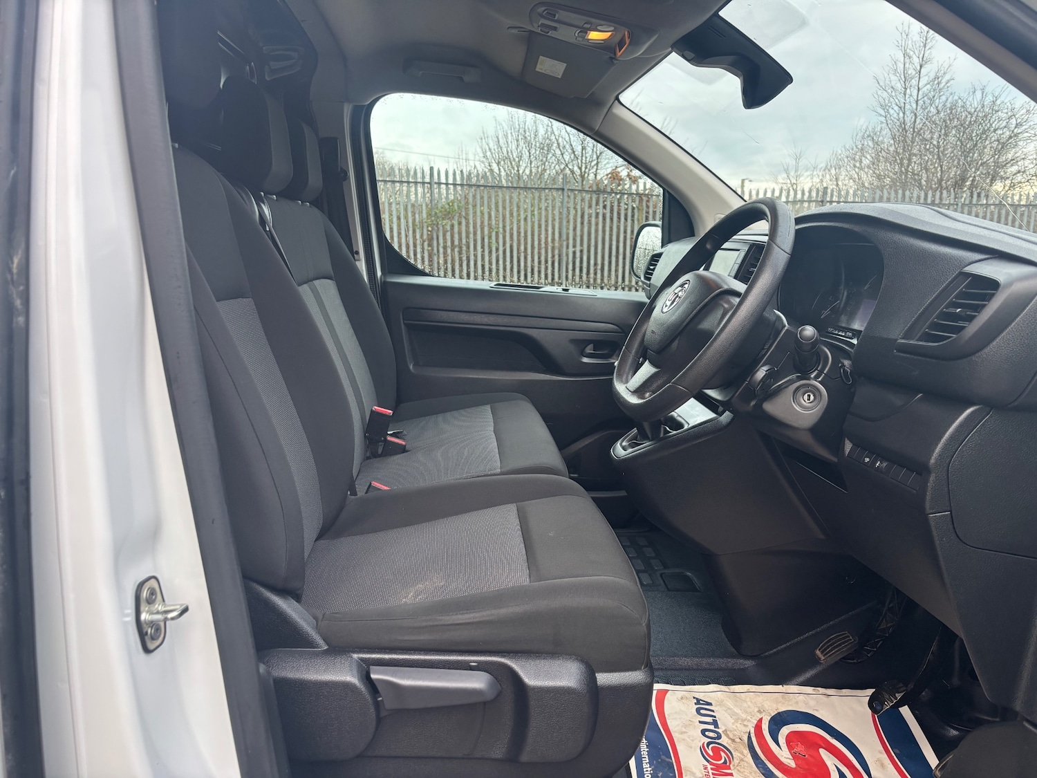 Used Vauxhall Vivaro 2023 for sale - 77528106: Photo 11