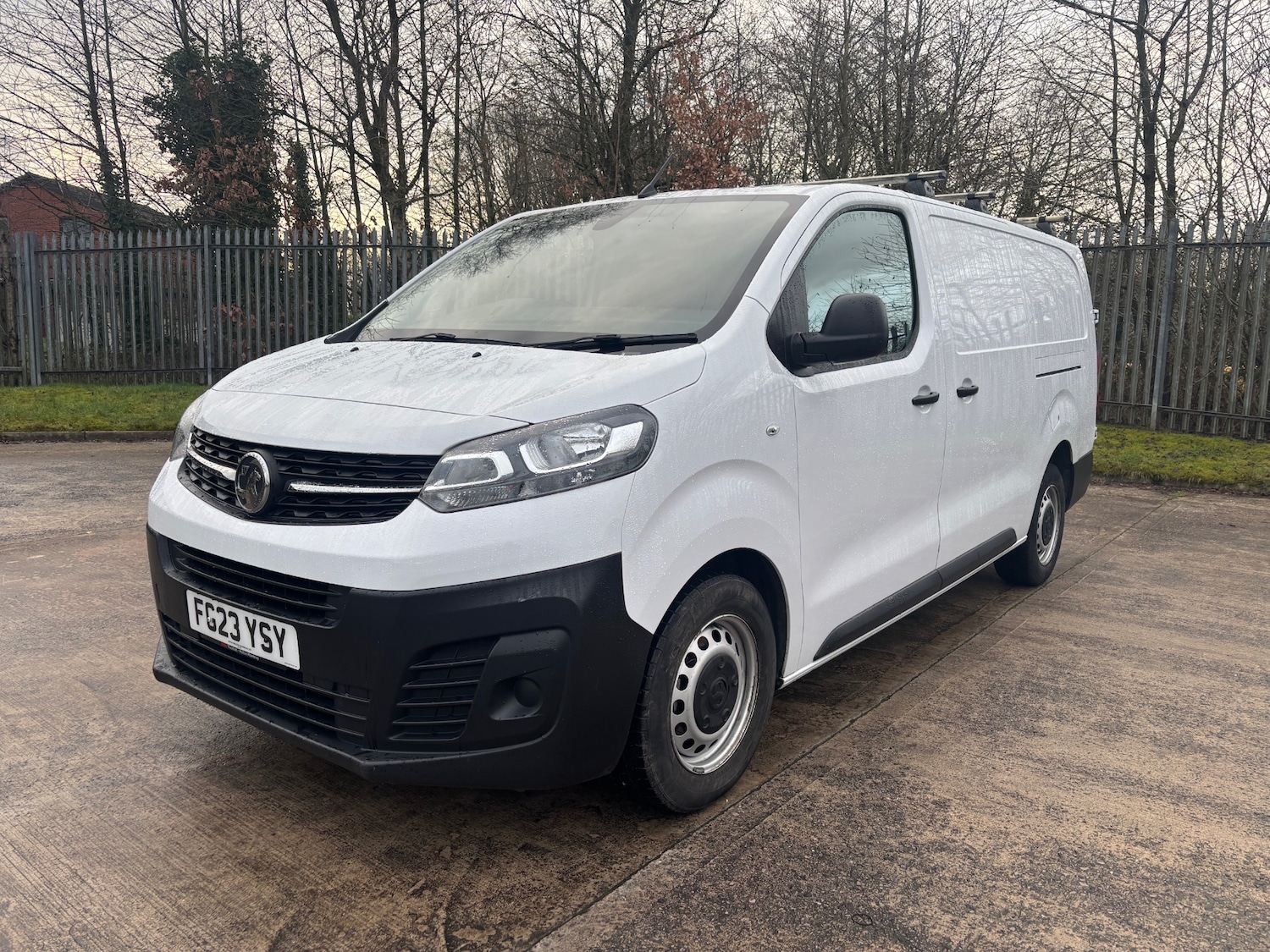 Used Vauxhall Vivaro 2023 for sale - 77528106: Photo 2