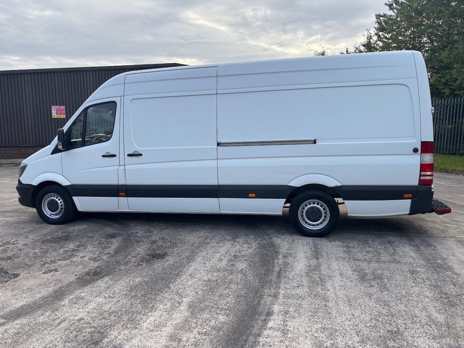 Used Mercedes-Benz Sprinter 2017 for sale - 76113872: Photo 9