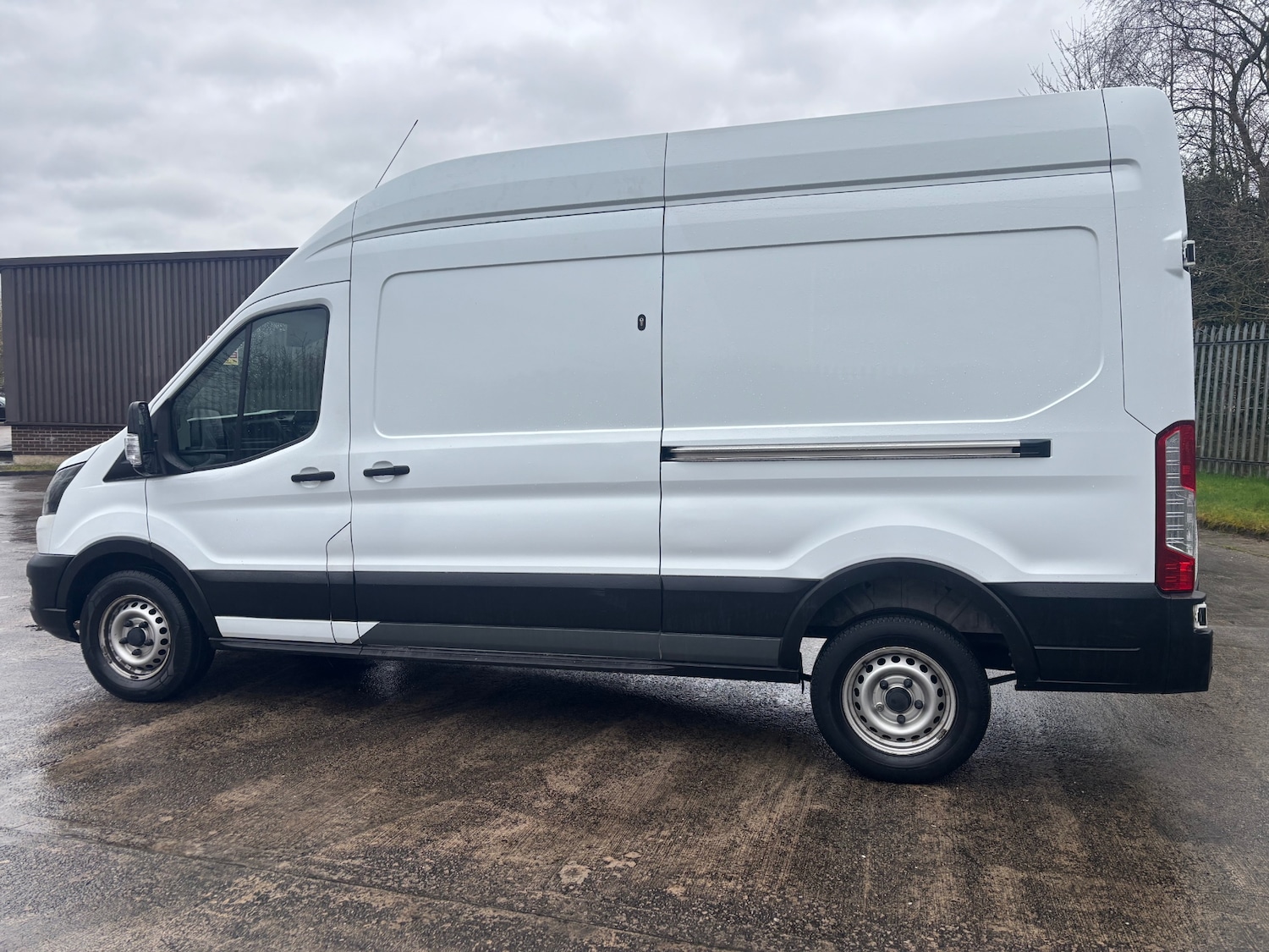 Used Ford Transit 2023 for sale - 77997778: Photo 9