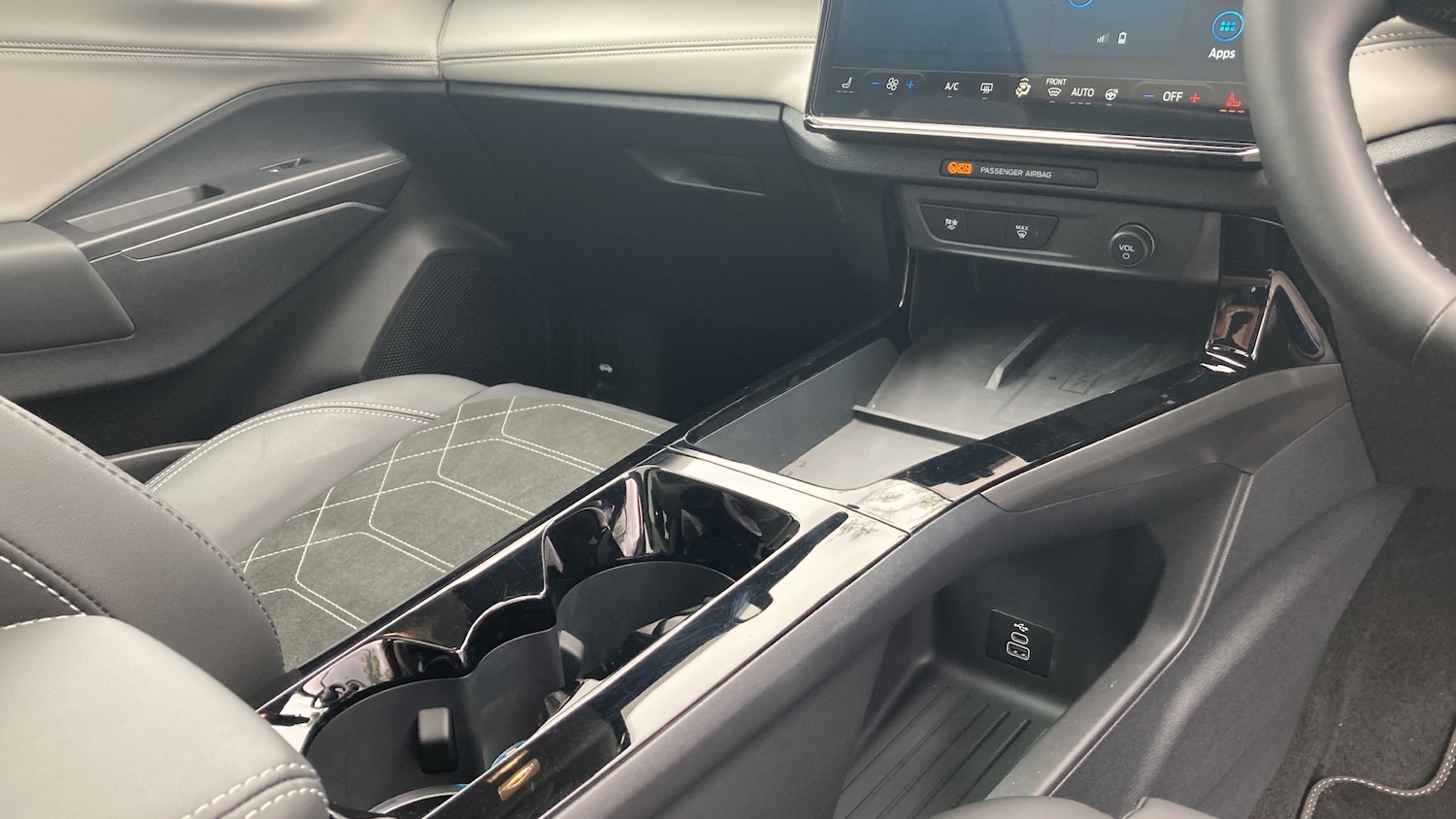 Used Ford Puma 2025 for sale - 76862233: Photo 13