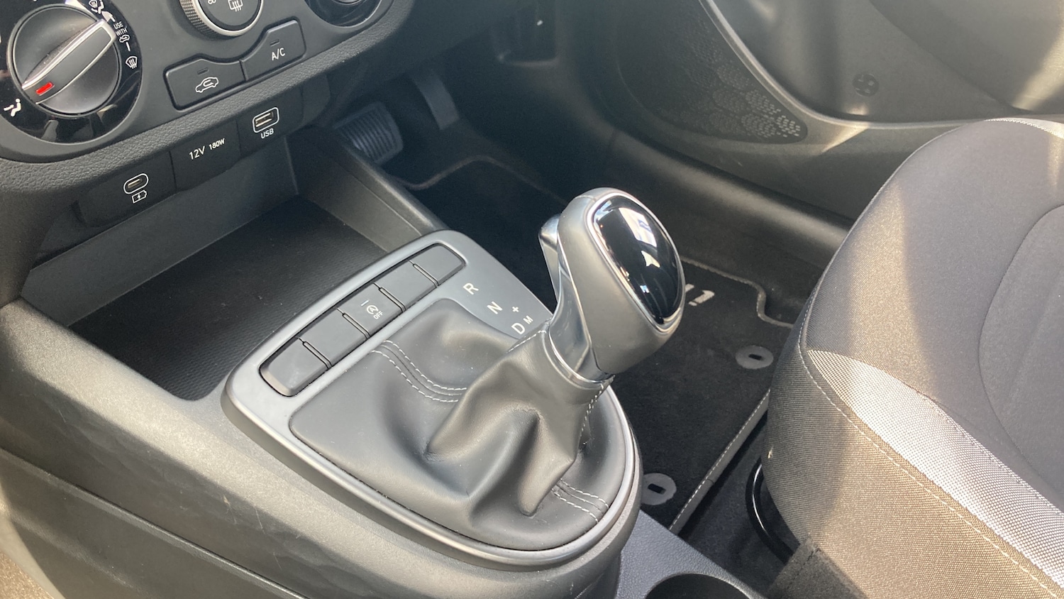 Used Hyundai i10 2024 for sale - 78143797: Photo 13