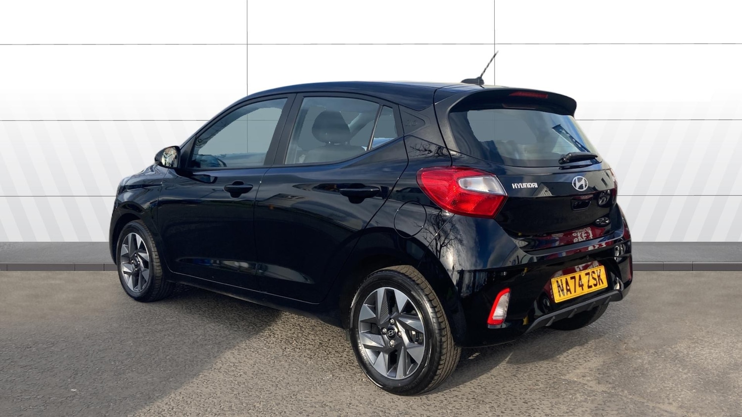 Used Hyundai i10 2024 for sale - 78143797: Photo 2