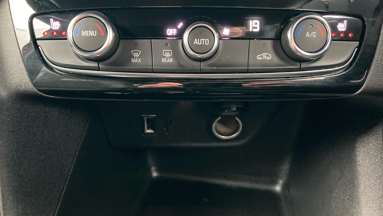 Used Vauxhall Corsa 2022 for sale - 77446107: Photo 40