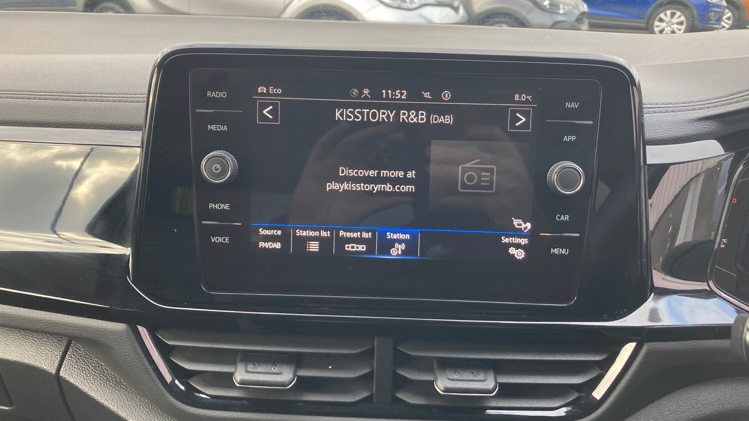 Used Volkswagen T-Roc 2024 for sale - 76599913: Photo 12