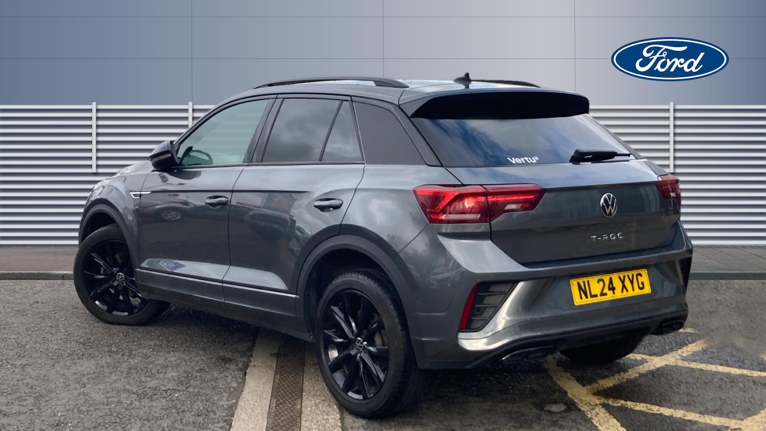 Used Volkswagen T-Roc 2024 for sale - 76599913: Photo 2