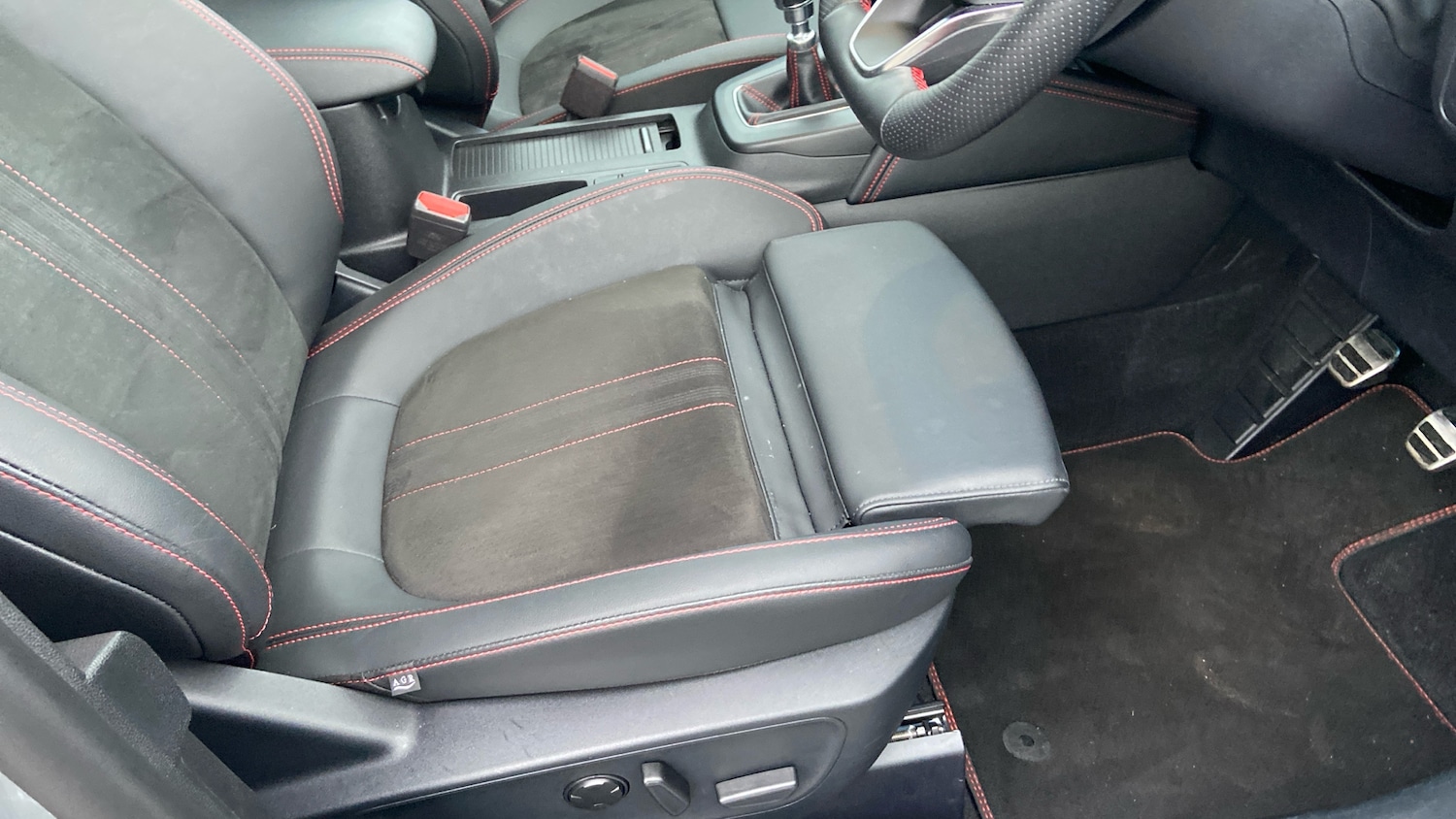 Used Ford Kuga 2025 for sale - 76940022: Photo 29