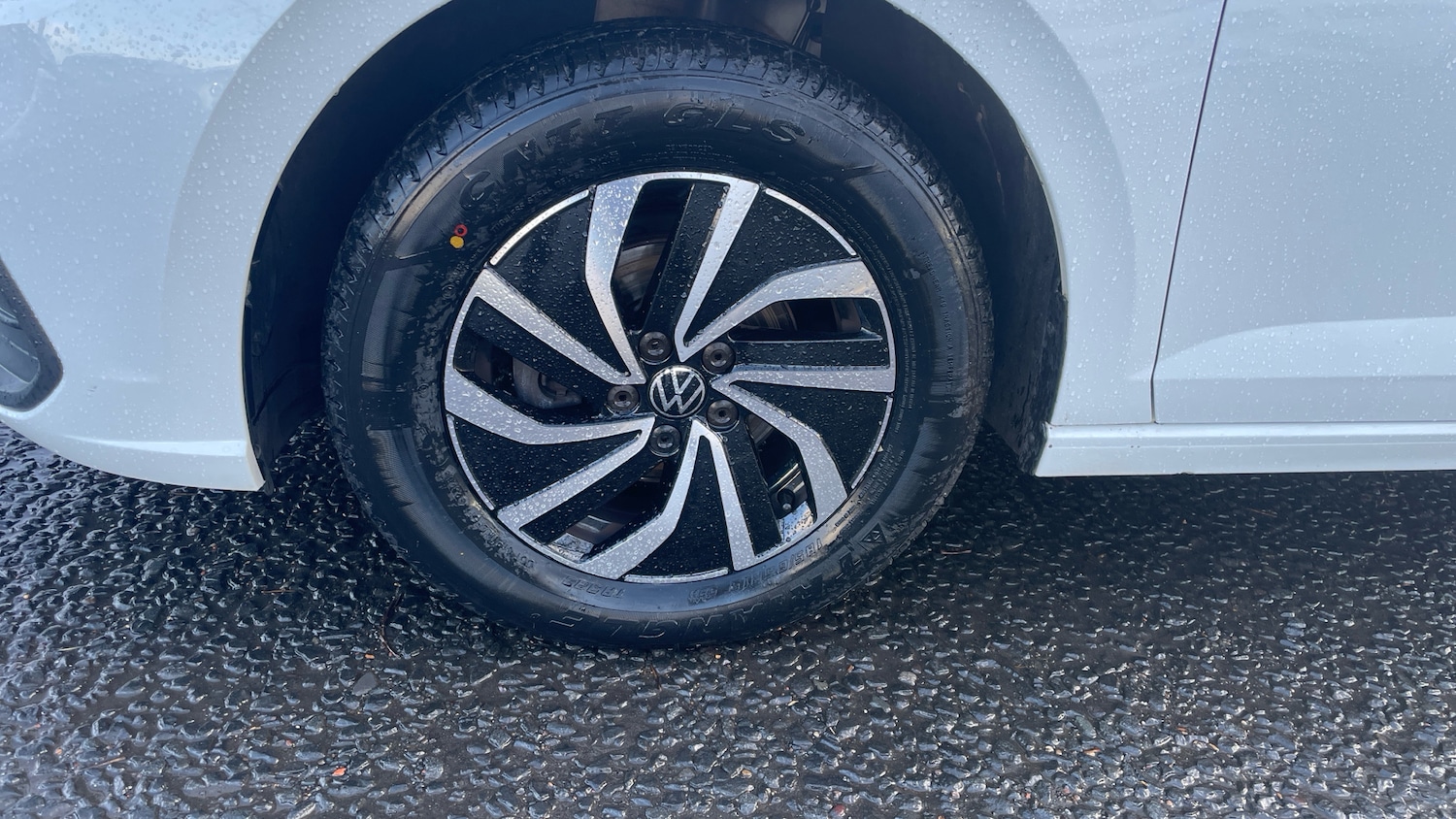 Used Volkswagen Polo 2022 for sale - 76605479: Photo 24