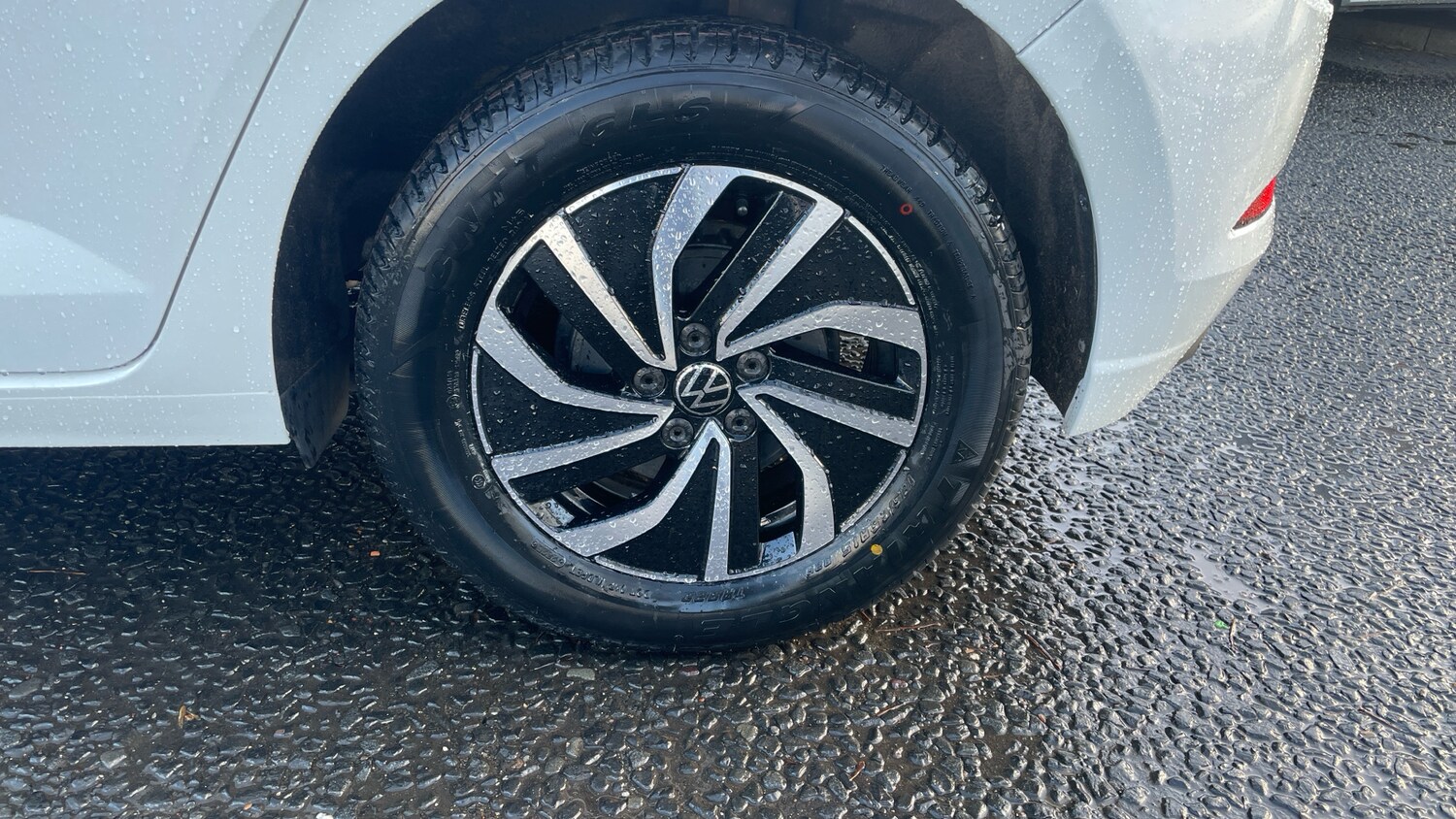 Used Volkswagen Polo 2022 for sale - 76605479: Photo 25