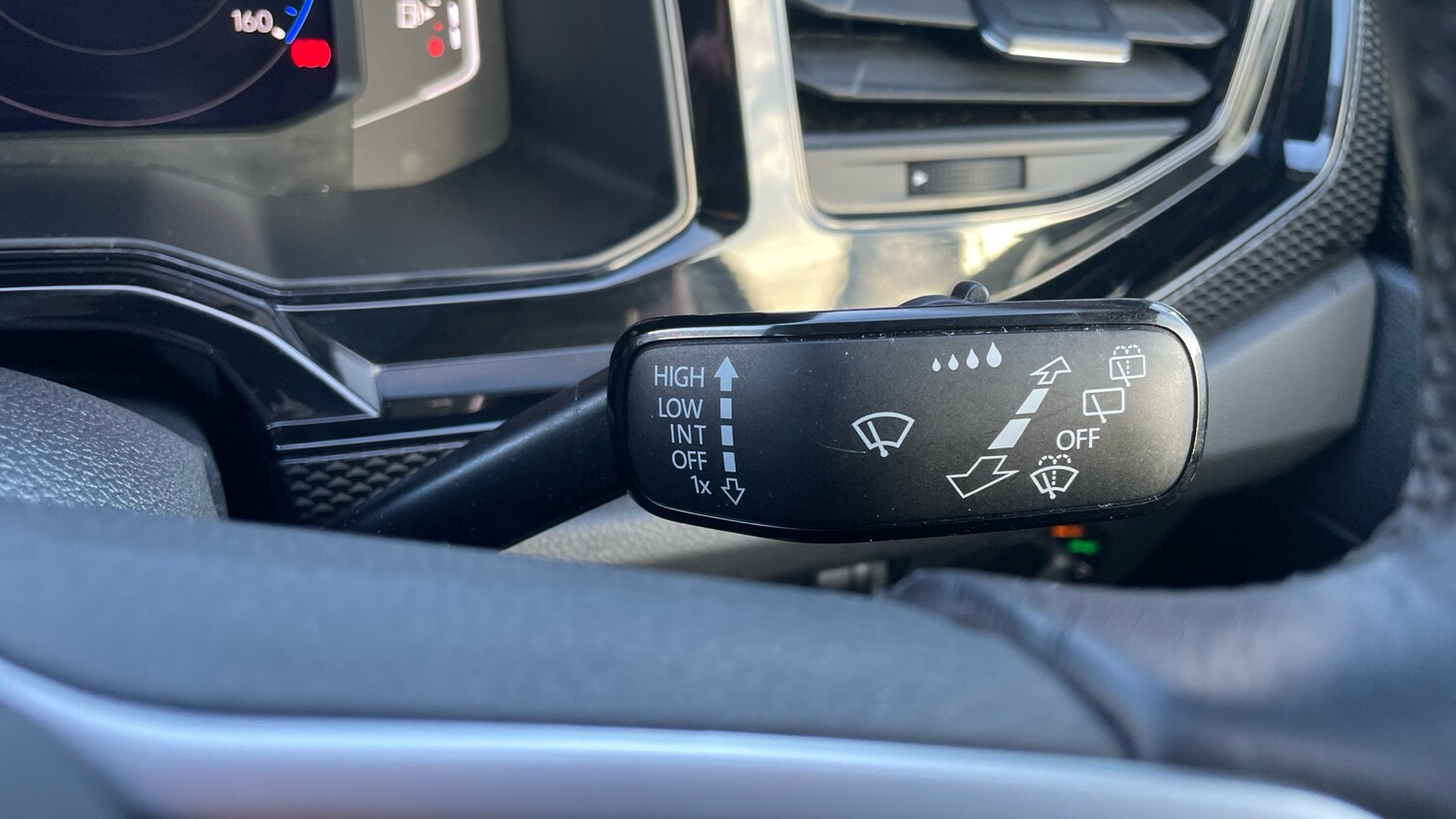 Used Volkswagen Polo 2022 for sale - 76605479: Photo 31