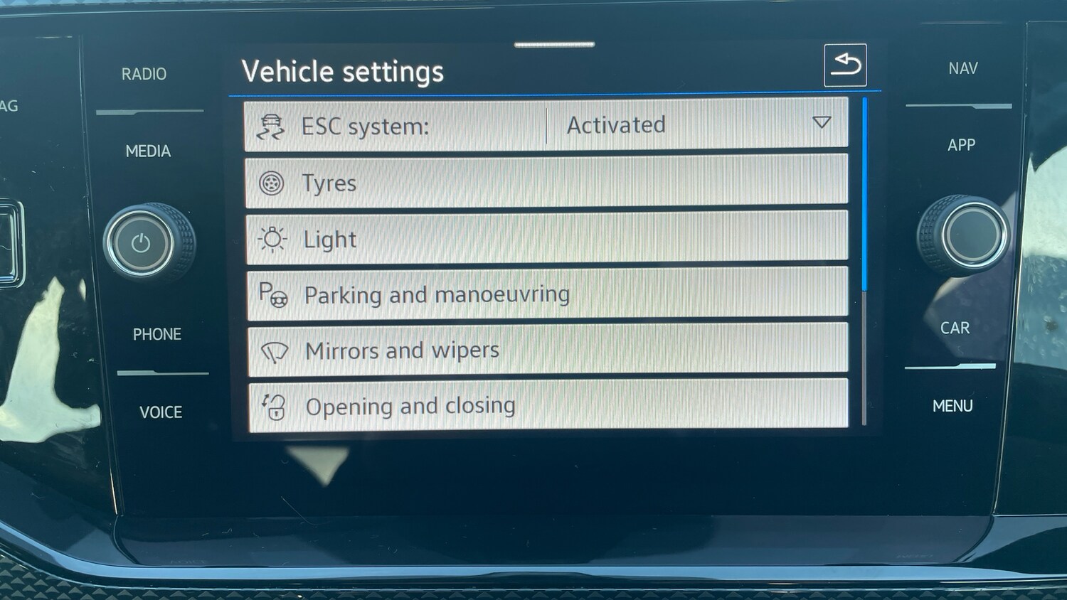 Used Volkswagen Polo 2022 for sale - 76605479: Photo 38