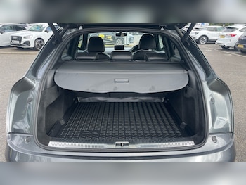 Used Audi Q3 2018 for sale - 75760687: Photo