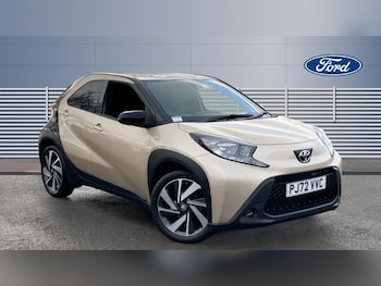 2022 (72) - 1.0 VVT-i Edge 5dr Auto Petrol Hatchback