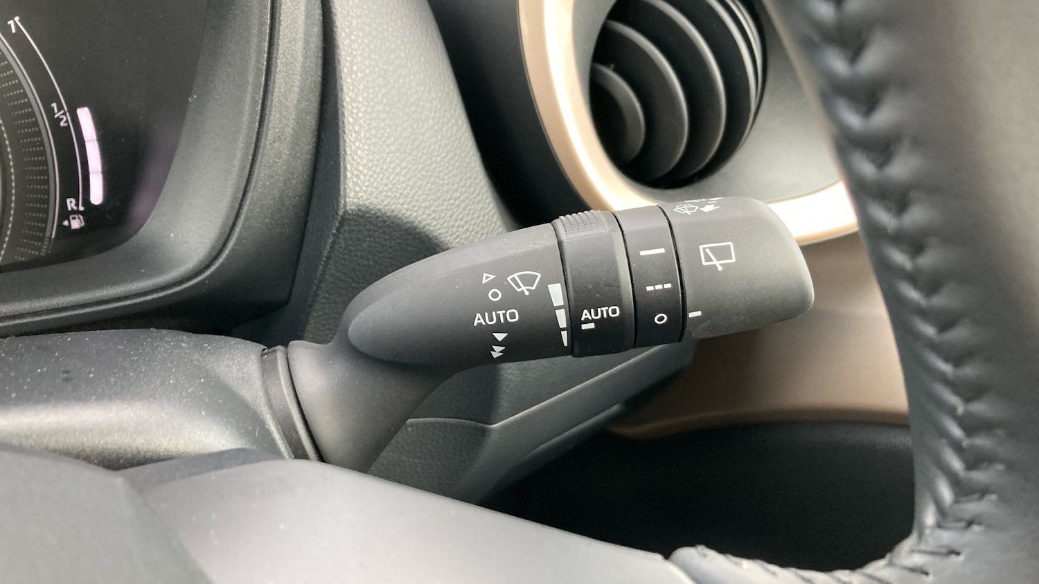 Used Toyota Aygo X 2022 for sale - 77206898: Photo 34